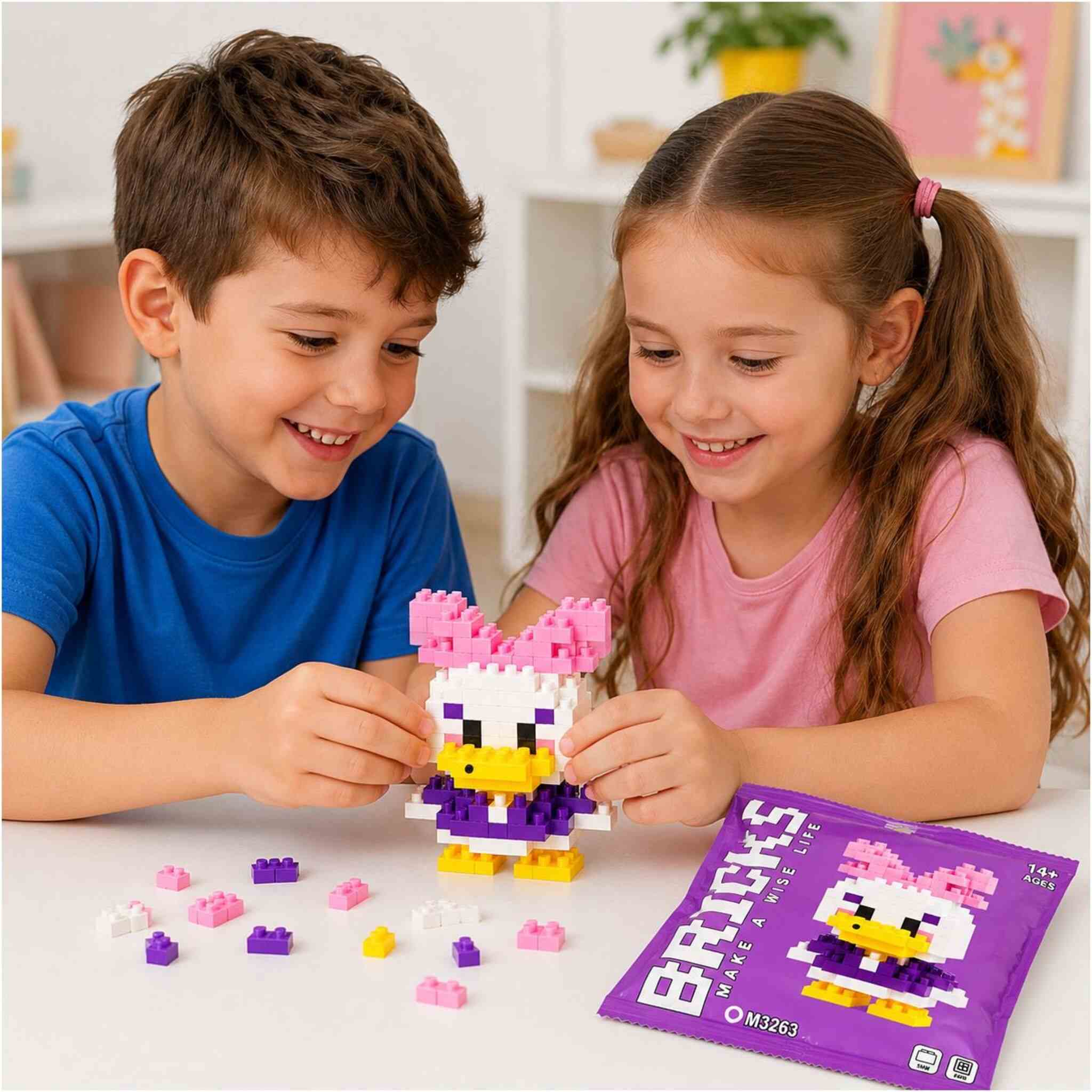 Small Building Block Set Featuring Duck Design